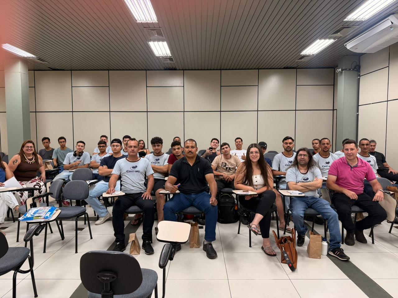 Apoio Técnico e Pedagógico ao Centro de Referência em Educação Profissional e Tecnológica de Campo Belo – MG.